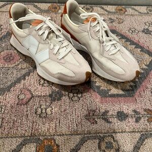 New Balance 327 Cream Sneakers